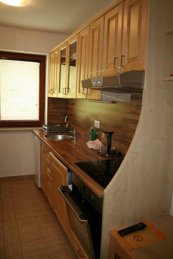 Simnovi Apartmaji - Surrounded By Nature كامنيك المظهر الخارجي الصورة